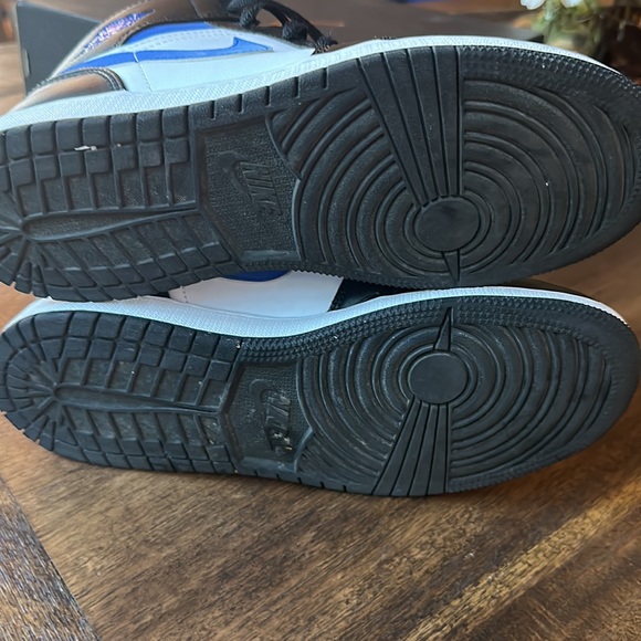 Air Jordan 1 Mid (GS) sz 6.5 youth - Picture 11 of 11